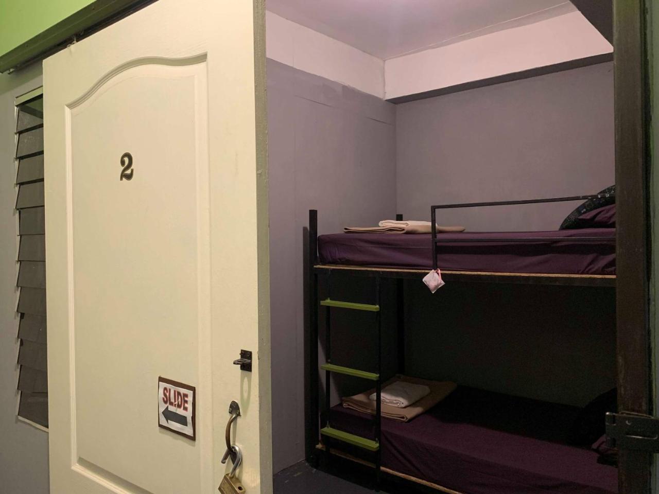J Giant Hostel Чиангмай Экстерьер фото